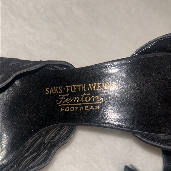 Vintage 1940’s Saks Fifth Avenue Black Peep-Toe Heels - Picture 4 of 4